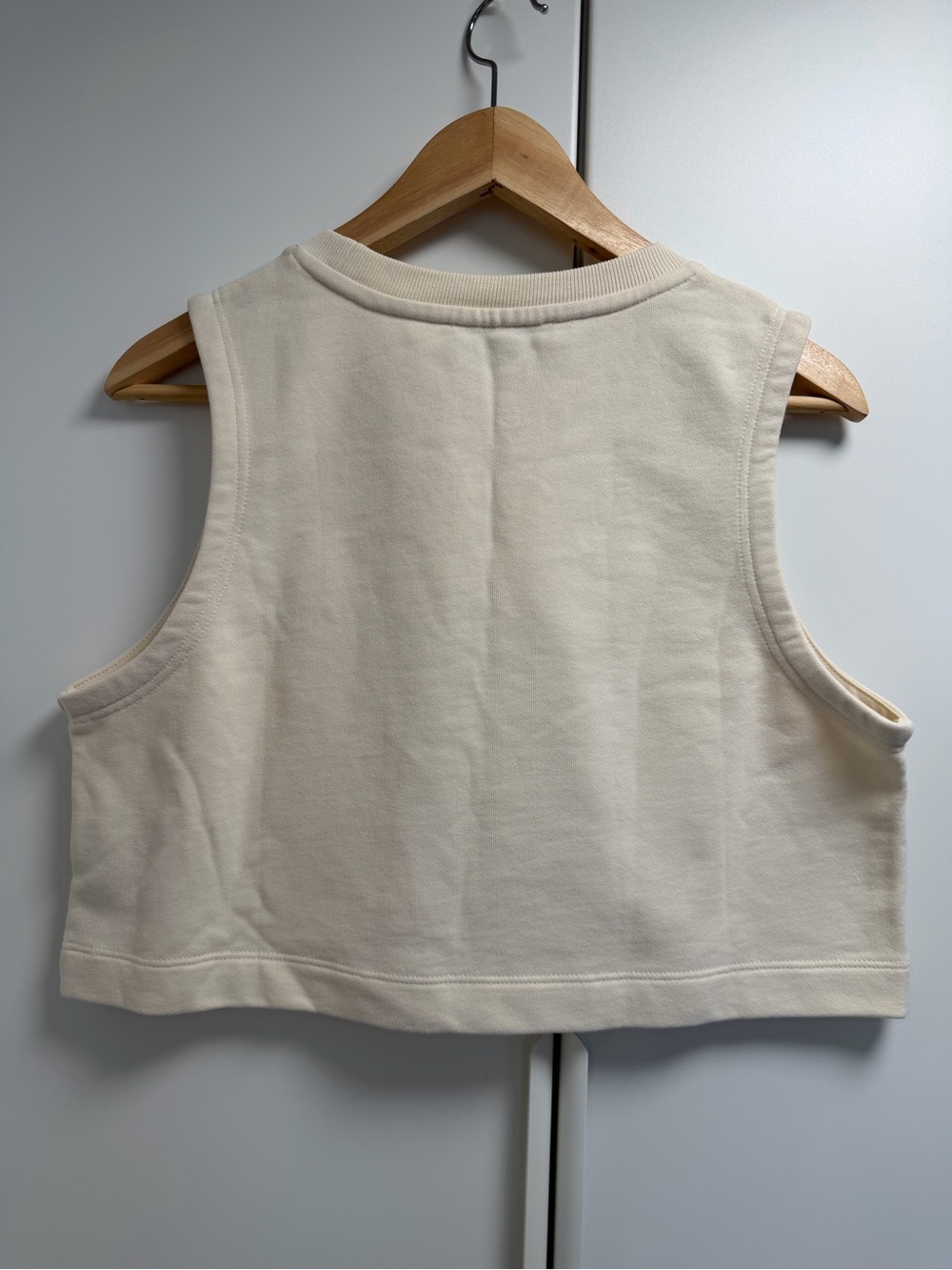 All Saints Cream Cropped Muscle Tank - Picture 2 of 8